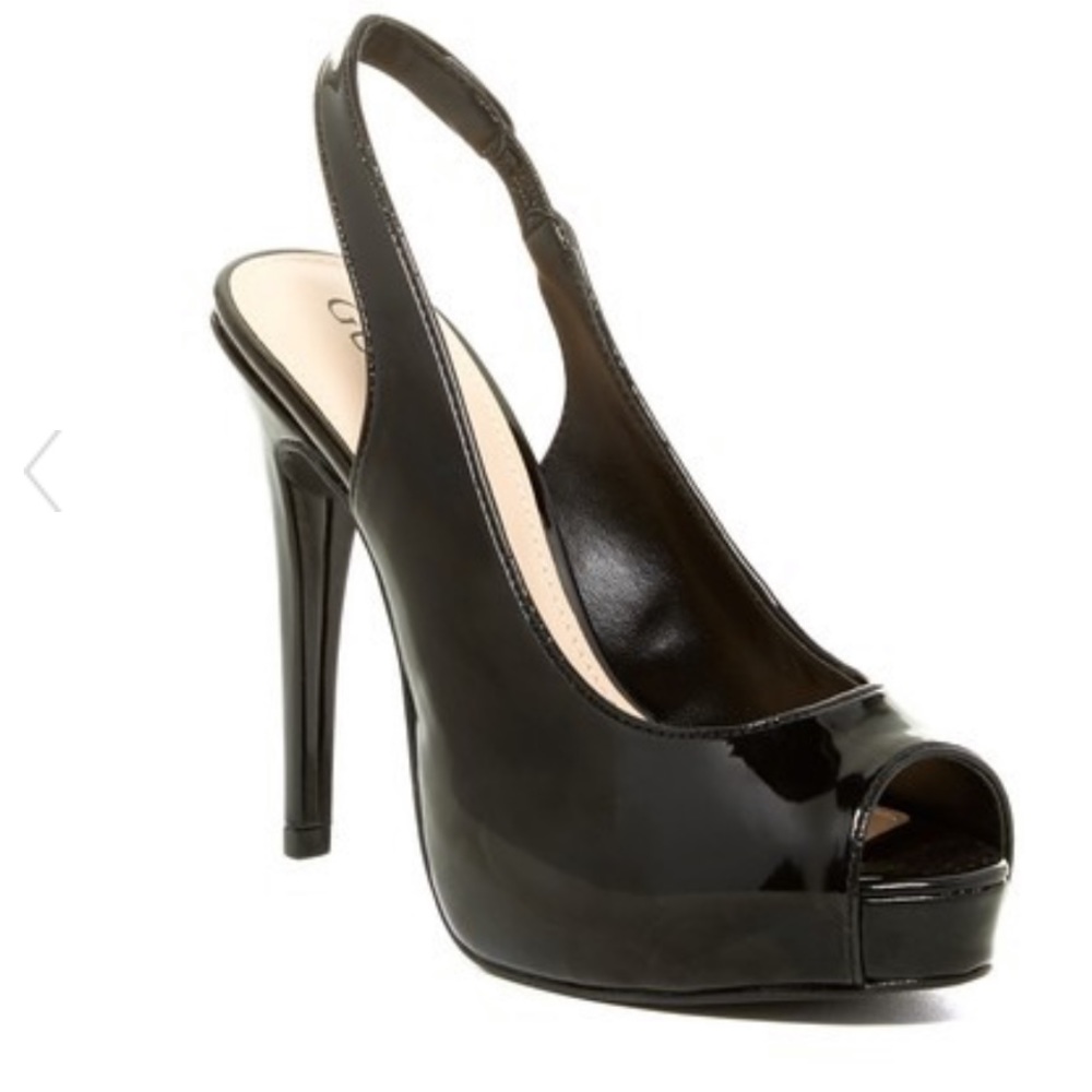 Guess Black Pumps